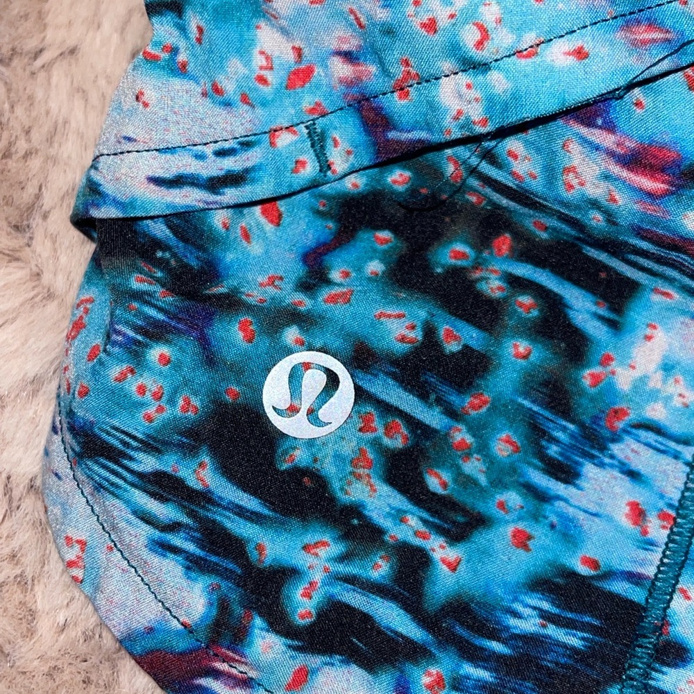 Lululemon Blue and Red Patterned Leggings